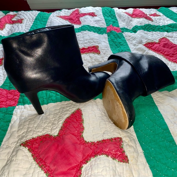 ASH❤️black foldover bootie.🌹Leather🌹Cute! - Picture 2 of 11